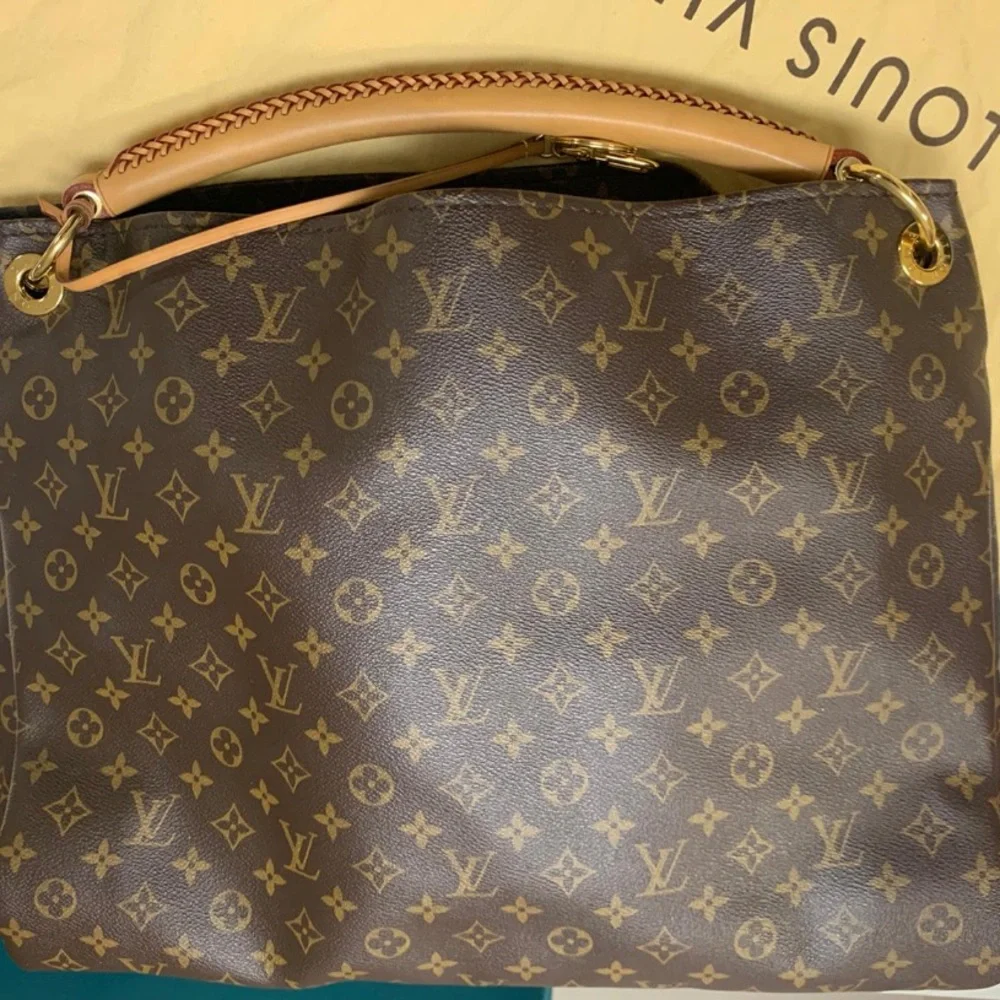 HUGE GM ARTSY LOUIS VUITTON HOBO DISCONTINUED - Picture 5 of 10